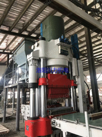云南出售一台海源HF-1100全自动液压砖机